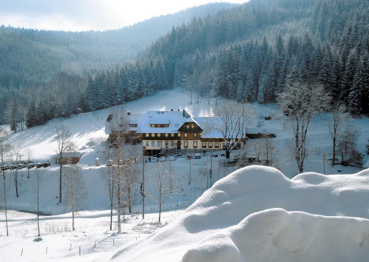 Waldhotel Fehrenbach Hinterzarten Exterior foto